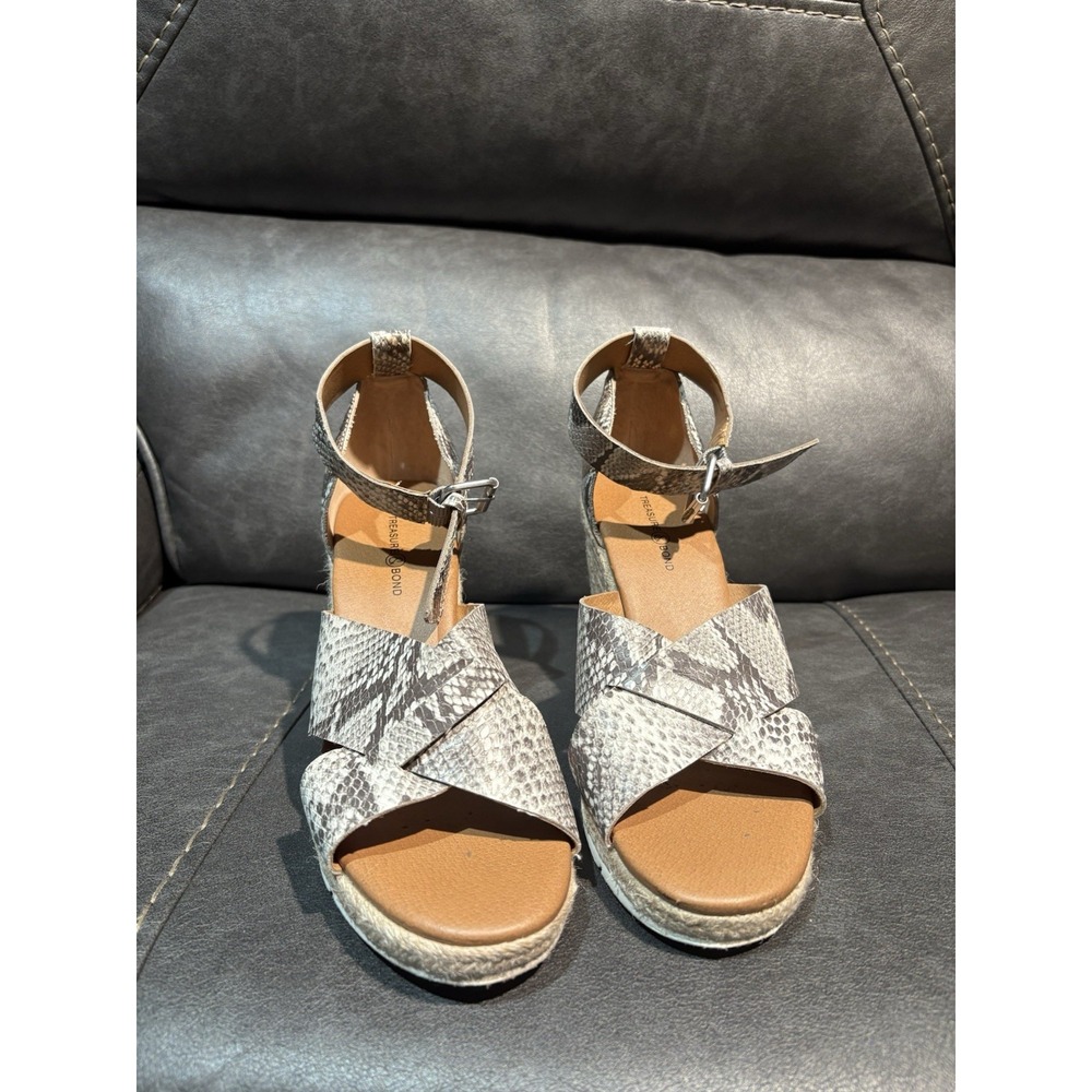 Treasure & Bond Shoes Womens Size 8M Wedge Espadrille Sandals Snake Print Summer